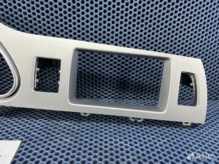 Накладка панели приборов Audi Q7 до 2015г