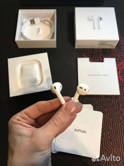 Airpods 2 чехол подарок