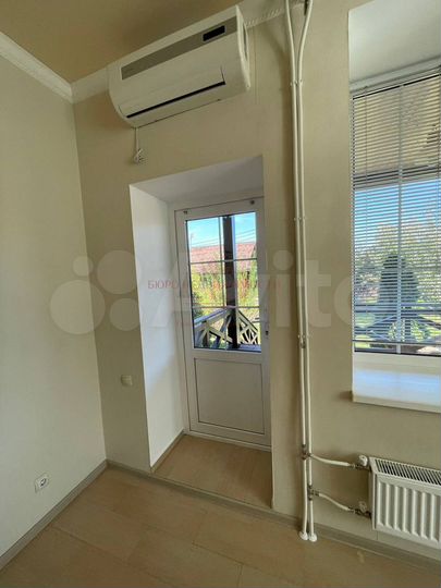 Дом 353 м² на участке 14,7 сот.