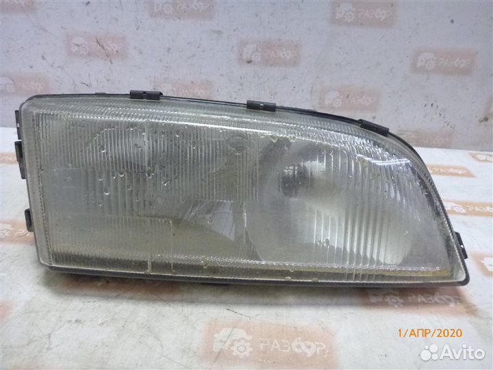 Фара передняя правая Volvo S70 1997-2000