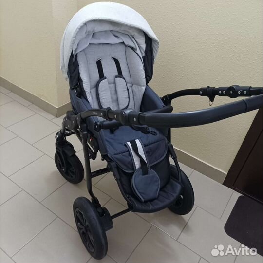 Прогулочная коляска 2в1