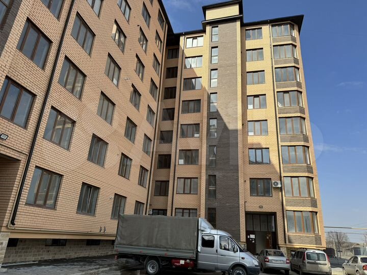 2-к. квартира, 69 м², 3/8 эт.