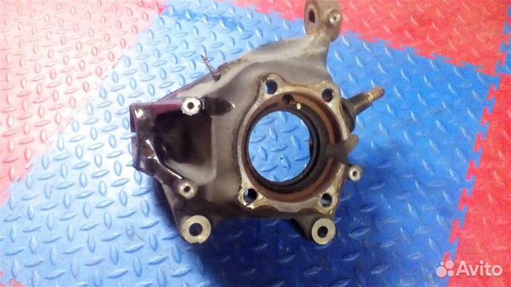 Кулак поворотный передний правый BMW X3 F25