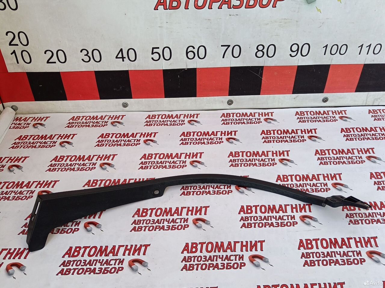 Накладка крыла задняя левая Тойота Рав 4 50