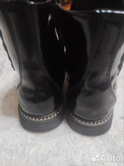 Ботинки демисезонные для девочки р-р 30
