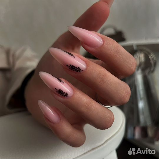 Маникюр / покрытие / наращивание ногтей