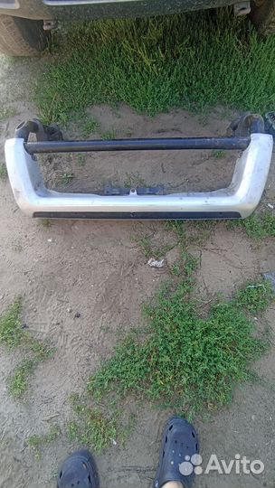 Кенгурятник на Хилюкс Сурф 185