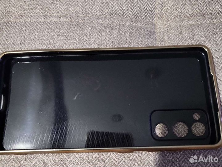 Продам чехол