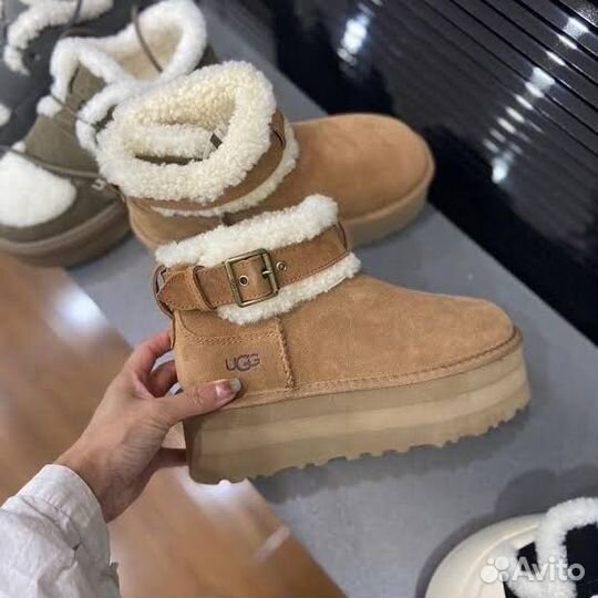 Новинка ugg mini belted roller. Хит сезона