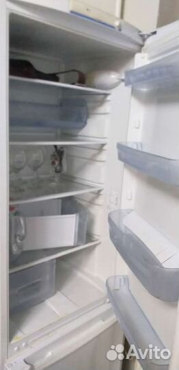 Холодильник бу stinol