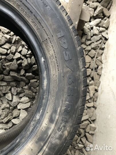 GT Radial Champiro BAX2 195/65 R15