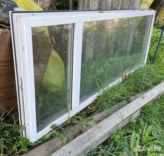 Дверь пластиковая б/у