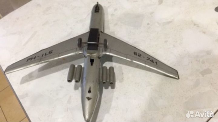 Модель самолета ил-62 KLM