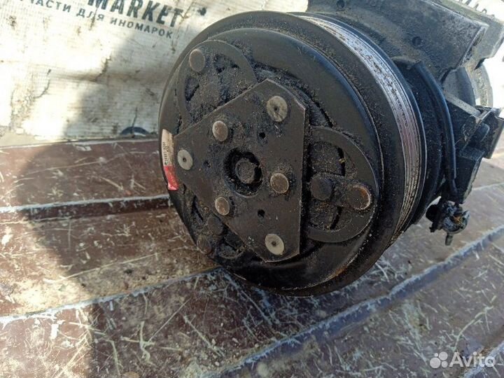 Компрессор кондиционера Volvo S80 1998 (б/у)