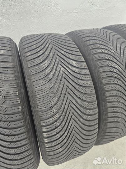 Michelin Alpin 5 215/55 R17