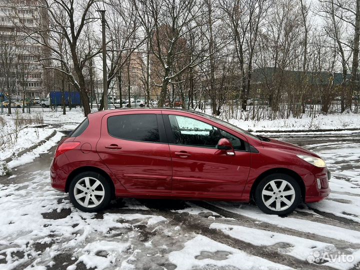 Peugeot 308 1.6 AT, 2010, 164 980 км