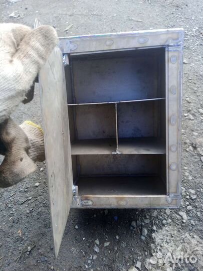 Оружейный сейф