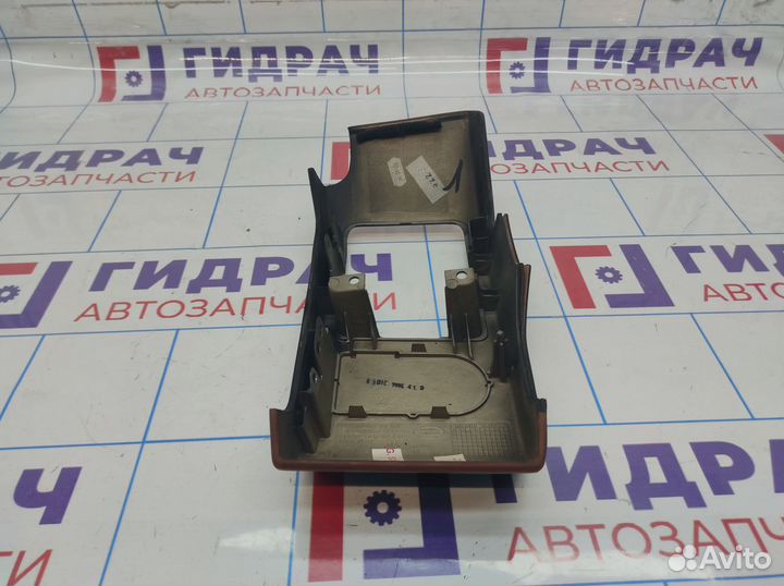 Накладка торпедо правая Land Rover Range Rover (L3