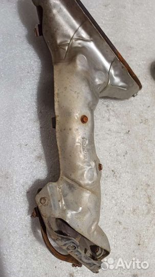 Тепловой экран коллектора Renault Arkana