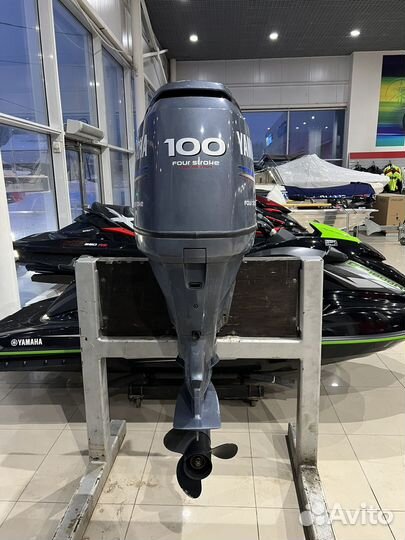 Лодочный мотор Ямаха 100 л. с, 4 тактный