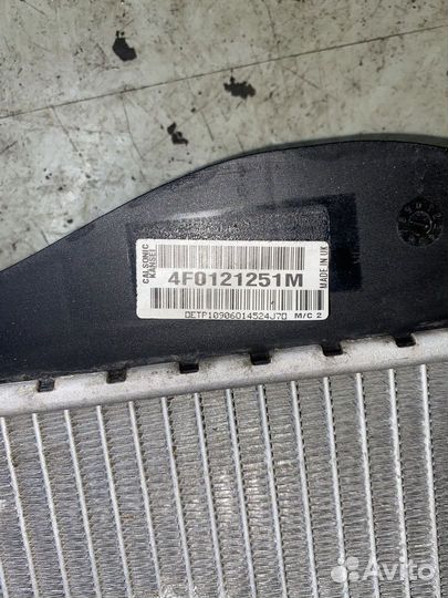 Радиатор охлаждения Audi A6 C6 A6 C6 allroad quatt