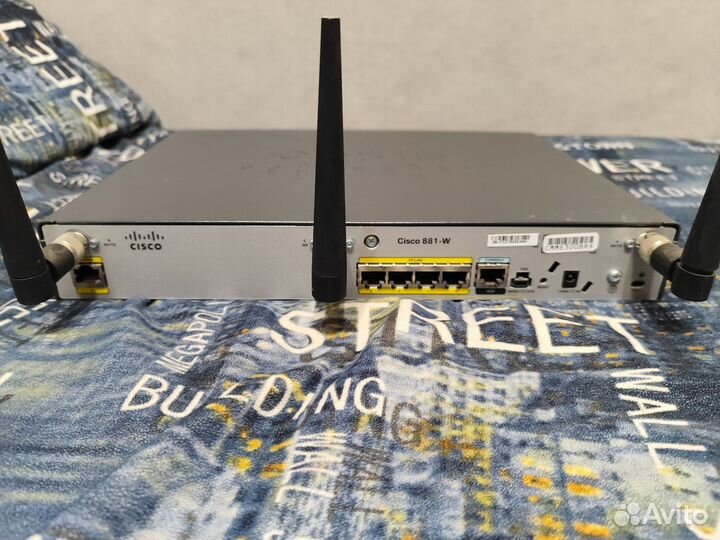Маршрутизатор Cisco882W-GN-E