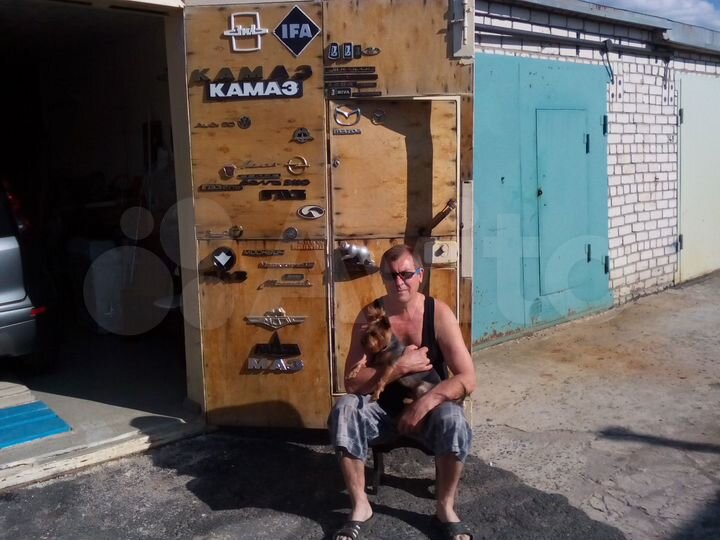 Гараж, > 30 м²