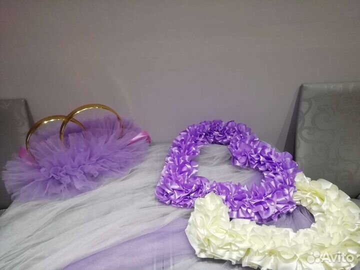 Свадебное украшение на автомобиль