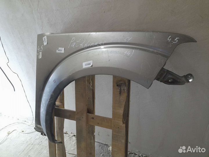 Nissan Pathfinder 3 r51 переднее правое крыло