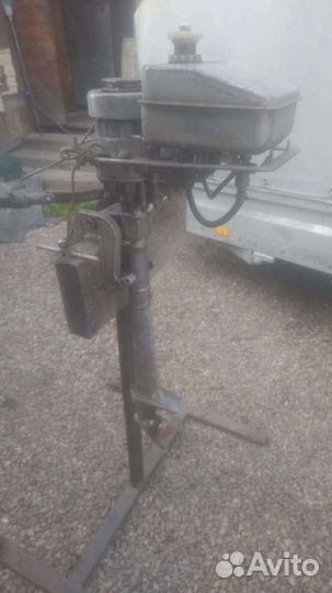 Лодочный мотор Салют