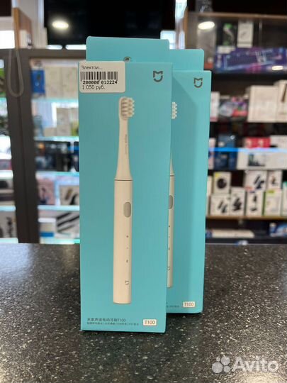 Зубная щетка