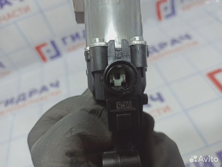 Моторчик стеклоподъемника передний правый Hyundai Tucson 82460N9000