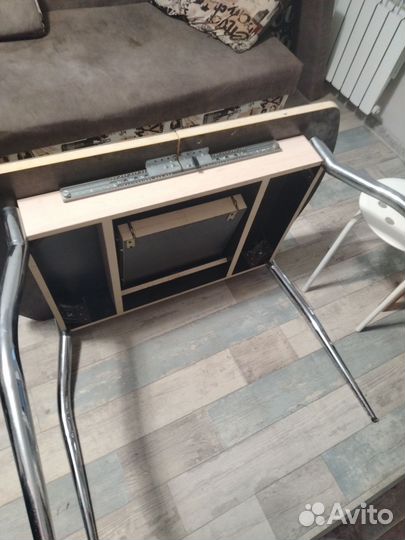 Кухонный стол бу