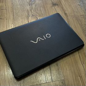 Sony vaio slim/15,6/4/500/nvidia 2 Gb