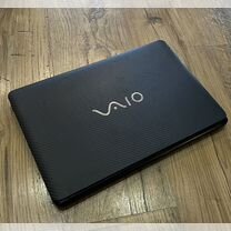 Sony vaio slim/15,6/4/500/nvidia 2 Gb