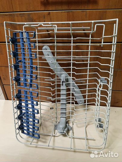 Верхняя корзина Пмм Indesit Disr 16B EU