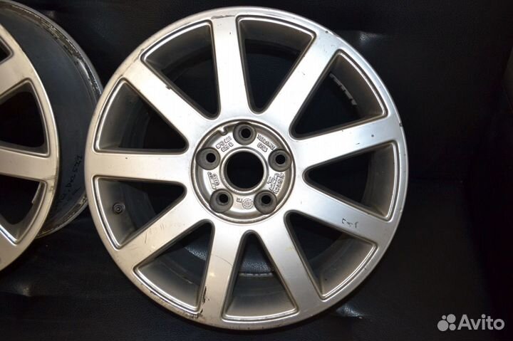 Оригинальный литой диск R17 Audi A3 8P