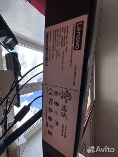 Моноблок Lenovo 23.8
