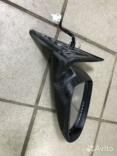 Зеркало боковое правое Nissan Almera G15