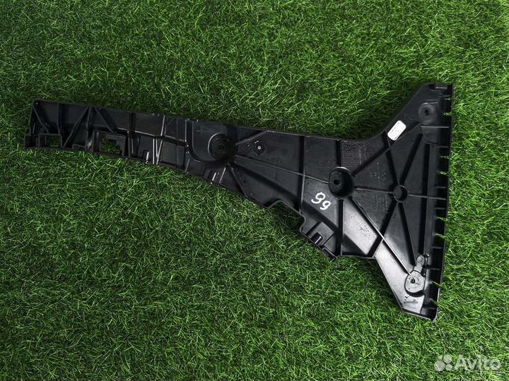 Кронштейн бампера задний правый Audi Q5 FY 2.0