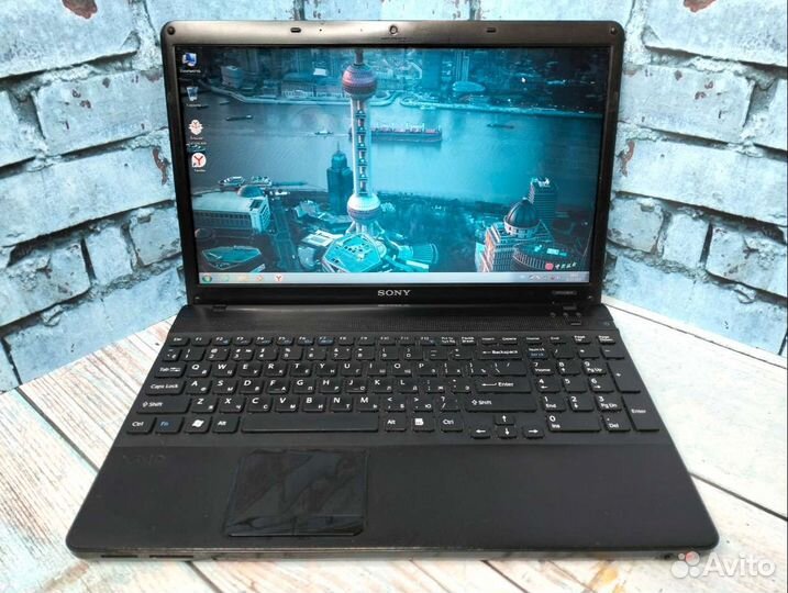 Ноутбук Sony Vaio на Athlon/ RAM 4