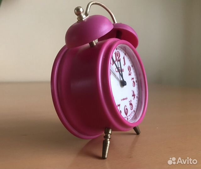 Новые часы будильник Слава,на ходу