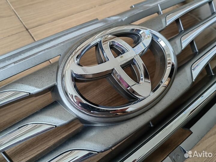 Решётка радиатора RAV4 3 поколение рестайлинг