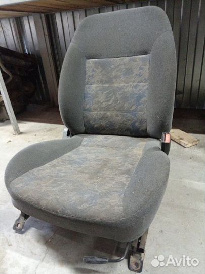 Сиденья передние Chevrolet Lanos седан A15SMS 2006