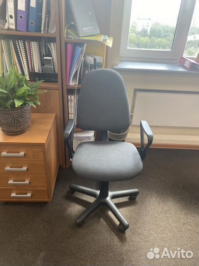 Офисное кресло бу бесплатно