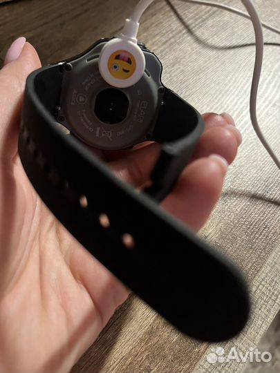 Продам SMART часы elari kidphone 4gr