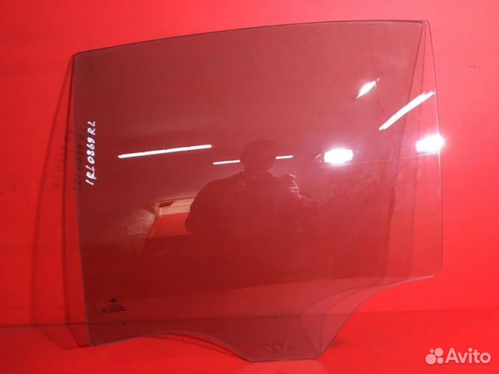 Стекло двери заднее левое Bmw 7 E65 N62B36A 2004