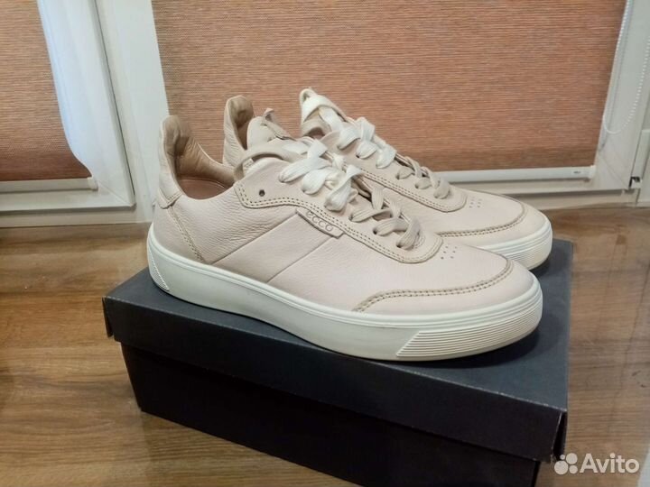 Кеды новые, оригинальные ecco 40р