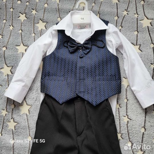 Костюм-тройка+ галстук-бабочка для мальчика