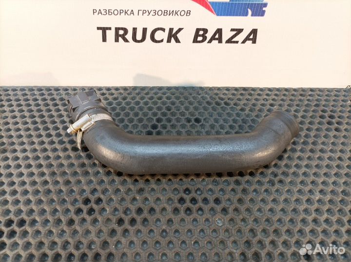 Патрубок компрессора